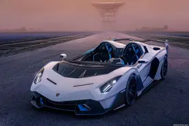 兰博基尼SC20对比阿斯顿马丁V12，中国玩车第一人私人订制图片