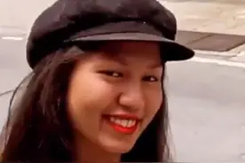 韦唯混血二儿子恋情曝光！女友穿露脐装身材傲人，牵手散步好甜蜜图片