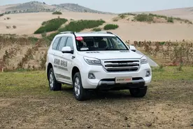 2.0T+8AT+3把锁！哈弗H9全新换代，实力不输普拉多图片