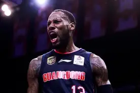 威姆斯休假新去向曝光，中国绯闻女友又掀波澜，宣布怀孕生父不明图片