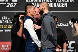 刚刚，李景亮遭裸绞终结，宁晕不拍，不愧硬汉之名图片