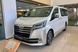 曾经熟悉的海狮现在变成了什么样？新款丰田HIACE详解图片