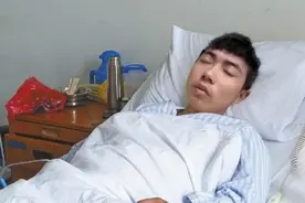 10年前，那个卖肾买苹果手机获赔143万元的男孩，过得怎么样了？图片