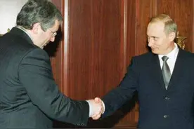 苏联解体后：俄罗斯崛起了7大寡头，结局最好的是谁？图片