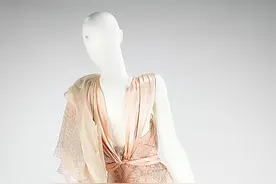 斜裁之母玛德琳薇欧奈，服装界的建筑师图片
