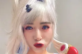 焦恩俊晒女装照，从男神到女装大佬，只差两个女儿的距离图片