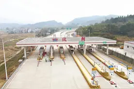 汕昆高速汶朗站出入口正式开通！以后回家更方便了！图片