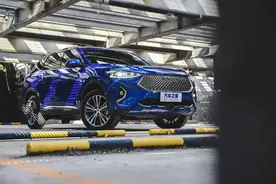 平均月销破万，还有四驱+超豪华配置，哈弗F7顶配15万出头图片