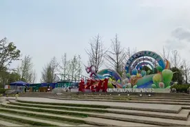 十陵的尴尬图片