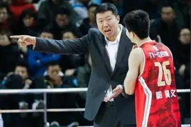 王治郅归来！担任国家队教练，未来可联手杜锋组成最强教练组图片