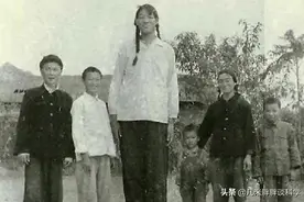 中国第一女巨人，14岁就比姚明高，一顿吃2斤大米，遗体至今封存图片