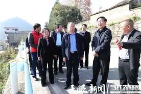 奋战90天，坚决打赢脱贫攻坚战——专访安顺市委书记陈训华图片