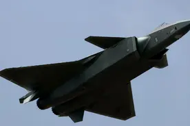 打破外界质疑，歼-20战机产能以“堆”计量，可满足空军任何需求图片