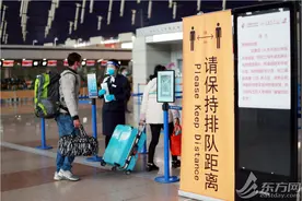 来浦东机场行程码会变红？记者实测：不会，进出港航班运行平稳图片