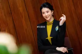 跨界已成习惯，排球女神薛明再出发，率队征战王者荣耀职业联赛！三年前高调宣布离婚的她，活得越来越精彩了图片