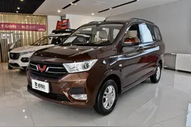 便宜能赚钱，耐用空间大，经济实惠的好车，实拍五菱宏光图片