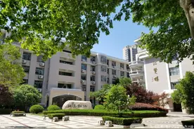 上课铃声永远“叮铃铃”? 校园铃声悄悄变脸图片