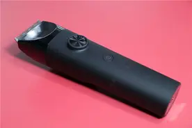 小米新品理发器上市，钛合金刀头+三配梳，仅需149元图片