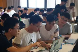 大学期间挂科重修，到底会不会记入学生档案，学生需了解图片