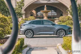 科幻外表下隐藏了哪些实力？试驾体验长安UNI-K图片