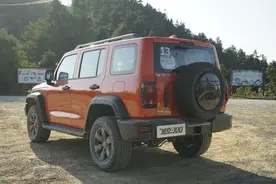 横冲直闯，试驾魏派坦克300图片