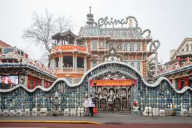 奢侈又任性，贴7亿瓷片的中国风法式洋楼，成为“全球十五大”图片