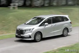 2021款本田奥德赛EX 8人座面包车：改头换脸能否更好？图片