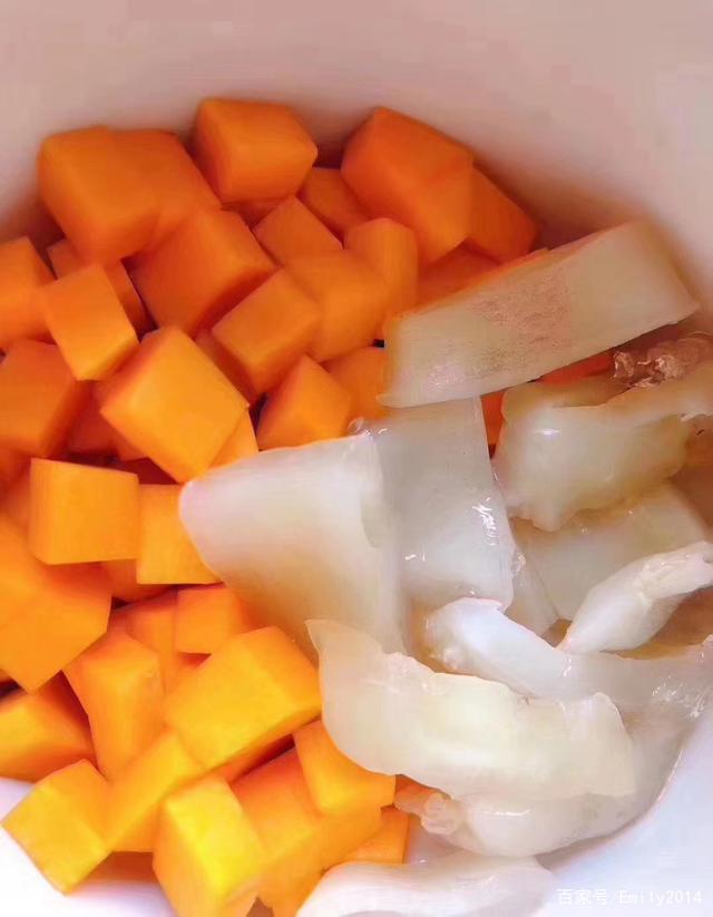 花胶炖奶怎么不凝固 2026年花胶炖奶怎么做不腥