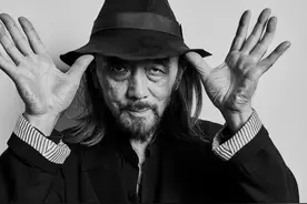 社恐、啃老、渣男的山本耀司，在时尚圈投下“报复炸弹”图片