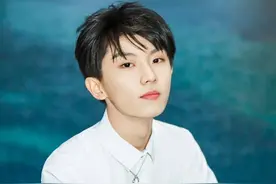 马嘉祺发文公布高考落榜！网曝其高考成绩307，数学25，英语44图片