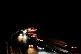 南苑机场停运后，这些路上能亮起来了图片