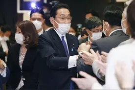为安倍挡酒，和拉夫罗夫拼酒，日本新首相岸田文雄煮酒论外交？图片