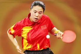 昔日“乒坛女皇”王楠：将瘫痪婆婆当亲妈图片