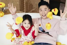 一张来自清朝的亲子照，带你打开创意拍摄之门，见证浓郁亲情时刻图片