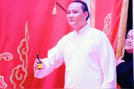 离开郭德纲的人，都是些什么人？先说大弟子，闫云达图片