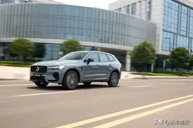 「路试」紧扣时局——沃尔沃新款XC60图片