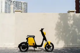 70迈智能电动车评测：未来穿越而来的电动车！图片
