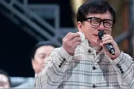 不堪回首的往事 邓丽君后悔爱上成龙，成龙跪着哭了半天图片
