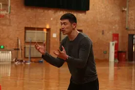 专访清华大学主帅陈磊：身兼多职的冠军教头，跟学生球员打成一片图片