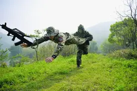 中国特种部队擒敌术，成熟于对越作战期间图片