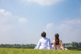 心理学：深爱一个男人，最好的方式就是，保持“冷淡”图片