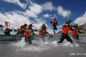 中国的班公湖，022型导弹艇，为何无法部署西海舰队？图片