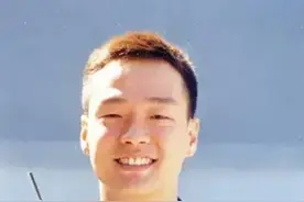 他自甘堕落演抹黑香港警察，“惯犯”王喜的劣迹何止这一桩图片