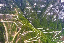 愚公精神的当代传奇——重庆下庄人在绝壁上凿出脱贫路图片