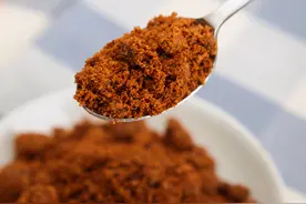 红糖也有“假的”！不是红色就是红糖，教你4招，保证买到真红糖图片