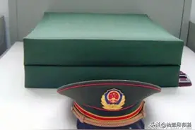 军人的内务整齐的让女生都汗颜！炊事班的瓜果蔬菜全部整齐列队图片