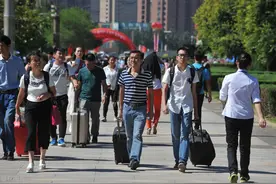 大一入校前：要不要申请国家助学贷款？图片