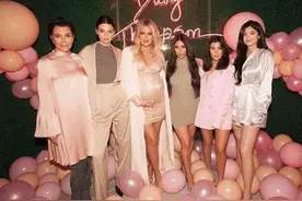 深扒！让詹姆斯大公子心心念念的詹娜，是如何从丑小鸭变成女神图片