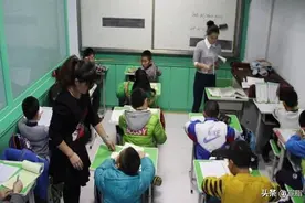 中小学生要取消晚自习了？教育部做出回应，家长既高兴又担忧图片