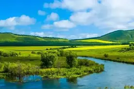 哪个省的相邻省份最多呢？图片